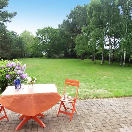 In Near Sandy * Piriac-sur-Mer