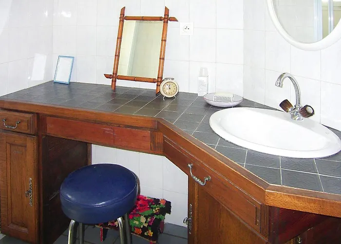 In Near Sandy * Piriac-sur-Mer