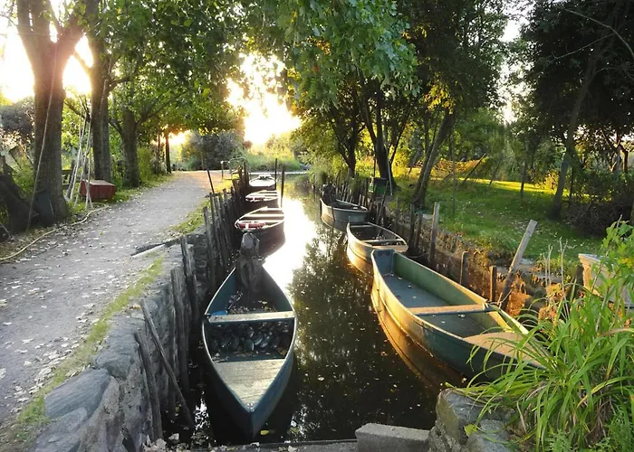 In Near Sandy * Piriac-sur-Mer